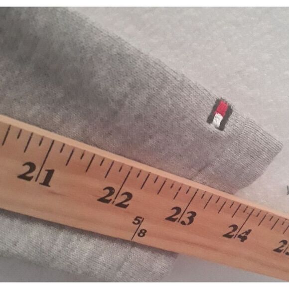 Tommy Hilfiger Sweater Womens S/P Gray Black Red Arglye Print Pullover V Neck - Picture 7 of 8